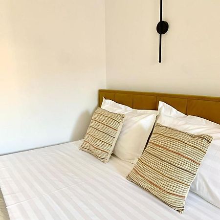 Digital Nomad Central Ap Тирана Екстериор снимка